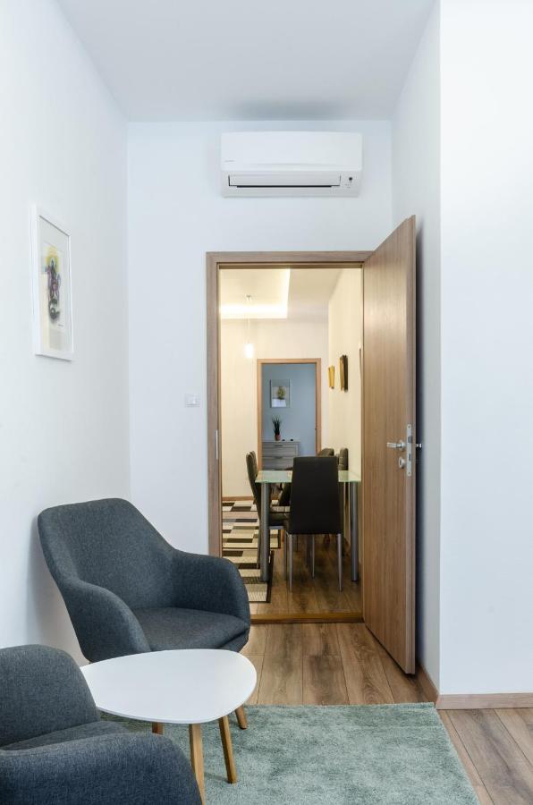 3 En Suit Bedroom Flat In The Main Centre For 6Ppl, 3Bdr,3Bthr,Ac Budapest Exterior foto