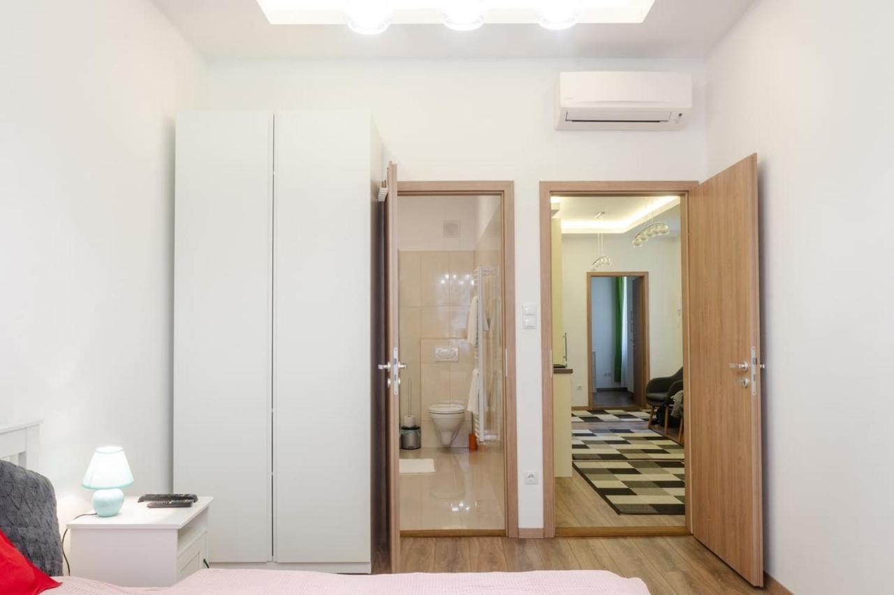 3 En Suit Bedroom Flat In The Main Centre For 6Ppl, 3Bdr,3Bthr,Ac Budapest Exterior foto