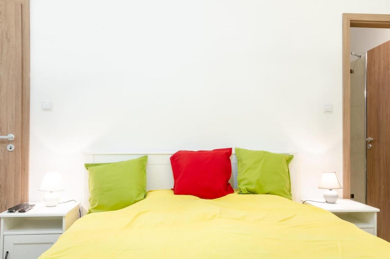 3 En Suit Bedroom Flat In The Main Centre For 6Ppl, 3Bdr,3Bthr,Ac Budapest Exterior foto