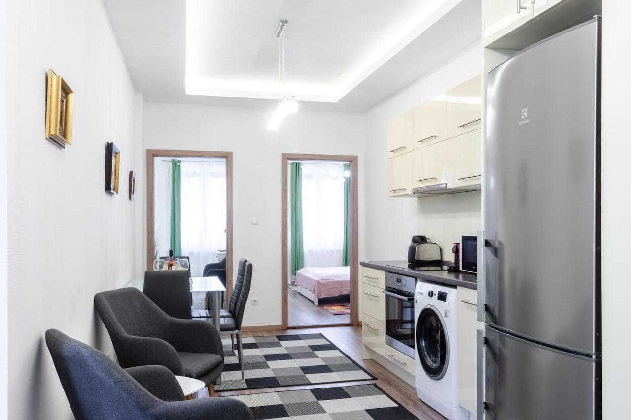 3 En Suit Bedroom Flat In The Main Centre For 6Ppl, 3Bdr,3Bthr,Ac Budapest Exterior foto
